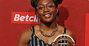 Martha Burse AD Vagos 2.jpg